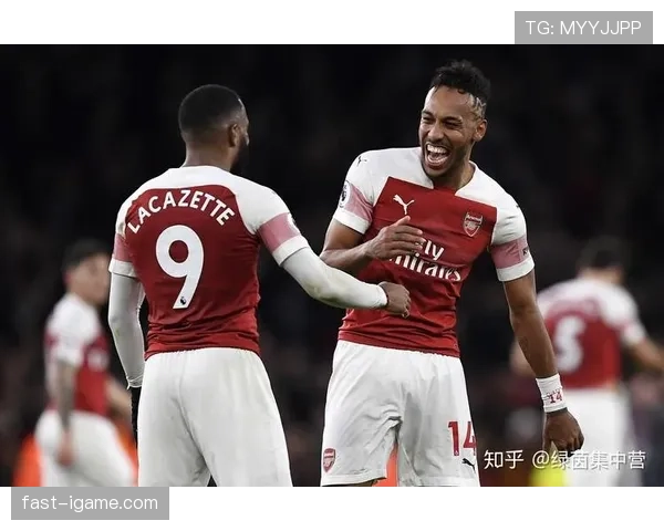 阿尔米隆状态回升助力球队延续英超辉煌战绩