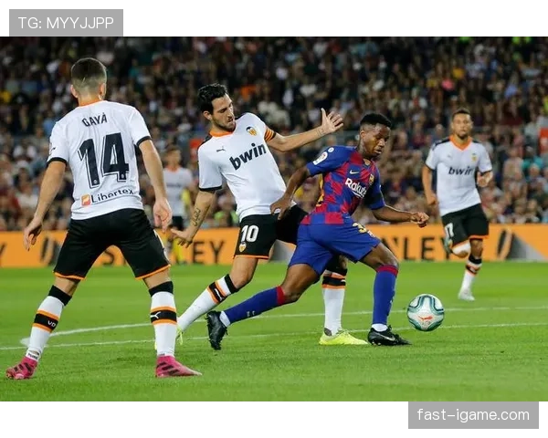 西甲巅峰对决：豪门再度交锋，冠军悬念引燃球迷期待