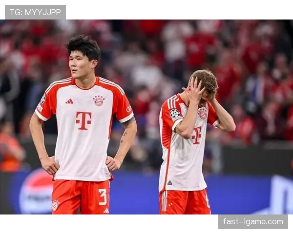 金玟哉本赛季表现稳健,跻身世界最佳中卫行列 金玟哉本赛季表现稳健,跻身世界最佳中卫行列